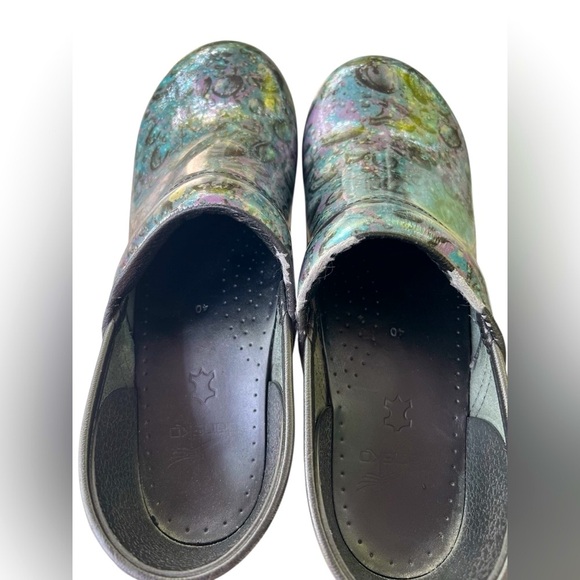 Dansko Blue Art to Wear Patent Leather Water Droplet Pattern Clog Size 40 Nurse - Picture 7 of 8